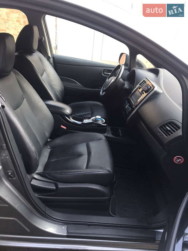 Хэтчбек Nissan Leaf 2015 в Нежине
