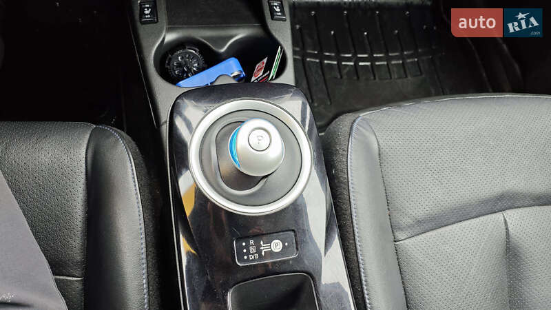 Хэтчбек Nissan Leaf 2015 в Нежине