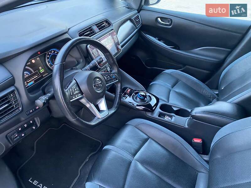 Хэтчбек Nissan Leaf 2020 в Львове