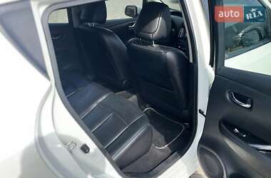 Хетчбек Nissan Leaf 2017 в 