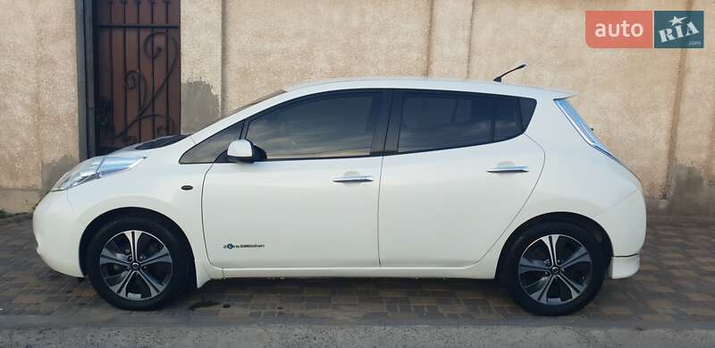 Хэтчбек Nissan Leaf 2014 в Белгороде-Днестровском