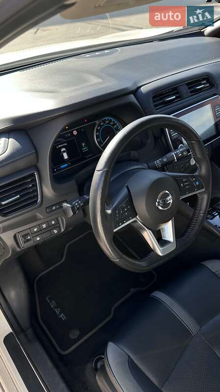 Хэтчбек Nissan Leaf 2021 в Виннице фото 16 Хэтчбек Nissan Leaf 2021 в Виннице
