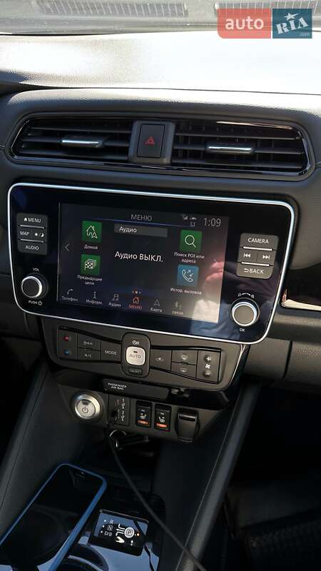 Хэтчбек Nissan Leaf 2021 в Виннице фото 21 Хэтчбек Nissan Leaf 2021 в Виннице