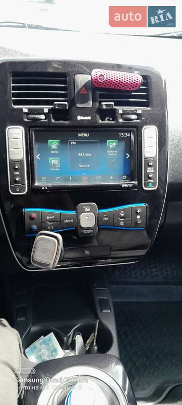 Хэтчбек Nissan Leaf 2016 в Ужгороде