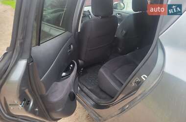 Хэтчбек Nissan Leaf 2014 в 