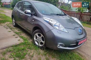 Хетчбек Nissan Leaf 2014 в Ніжині