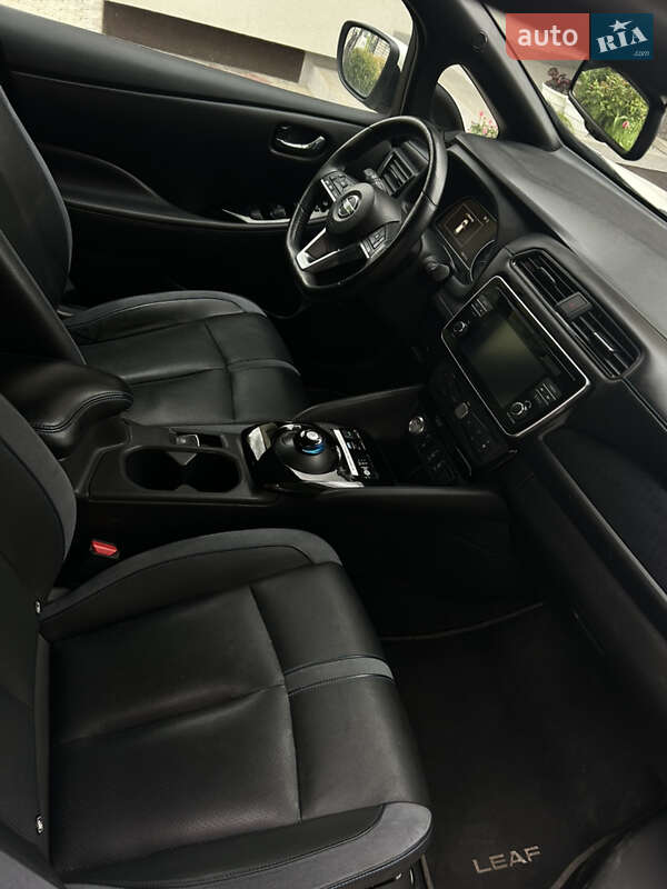 Хетчбек Nissan Leaf 2019 в Тернополі