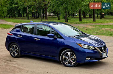 Хетчбек Nissan Leaf 2020 в 