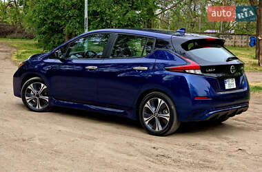 Хетчбек Nissan Leaf 2020 в 