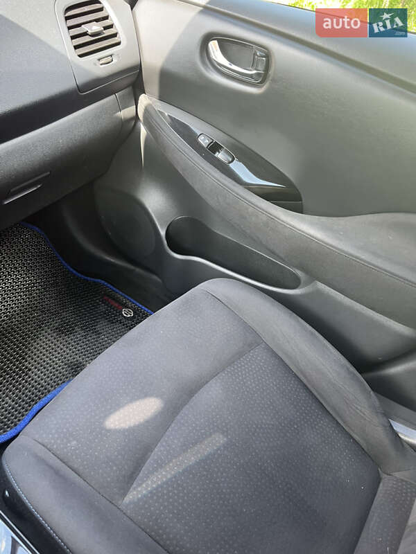 Хетчбек Nissan Leaf 2014 в Харкові