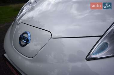 Хэтчбек Nissan Leaf 2017 в 