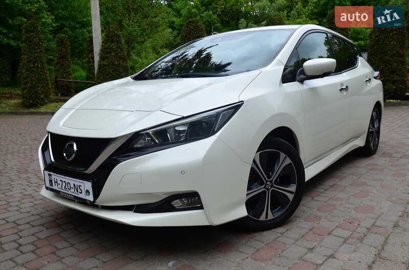 Хэтчбек Nissan Leaf 2020 в Трускавце