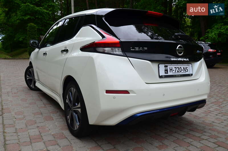 Хэтчбек Nissan Leaf 2020 в Трускавце