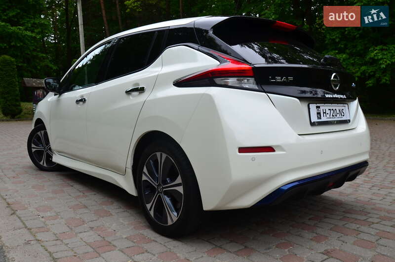 Хэтчбек Nissan Leaf 2020 в Трускавце