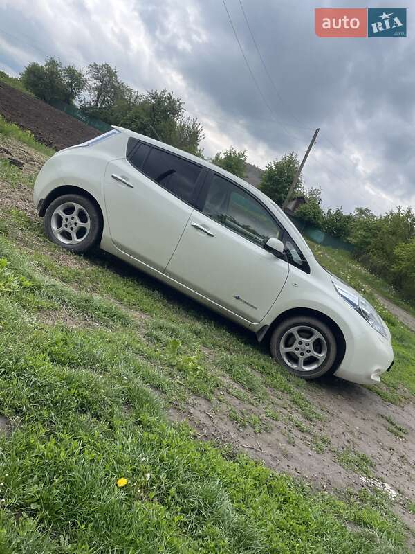 Nissan Leaf 2012