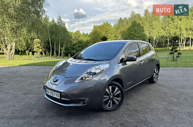 Хетчбек Nissan Leaf 2015 в Хмельницькому