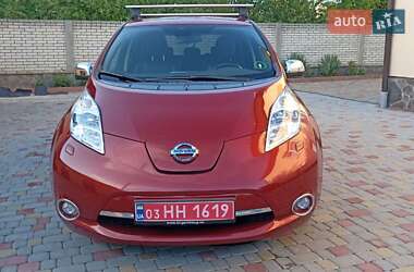 Хэтчбек Nissan Leaf 2014 в 