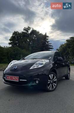 Хэтчбек Nissan Leaf 2014 в Звенигородке