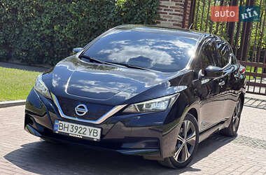 Хетчбек Nissan Leaf 2018 в 