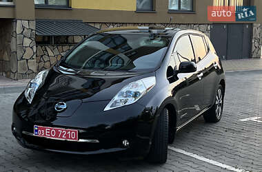 Хэтчбек Nissan Leaf 2014 в 