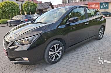 Хетчбек Nissan Leaf 2021 в 