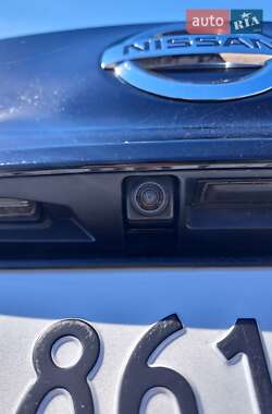 Хэтчбек Nissan Leaf 2018 в 