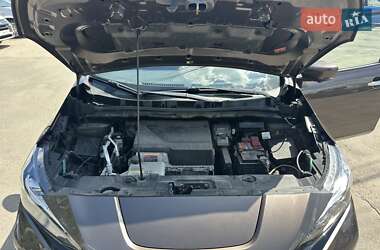 Хэтчбек Nissan Leaf 2019 в 