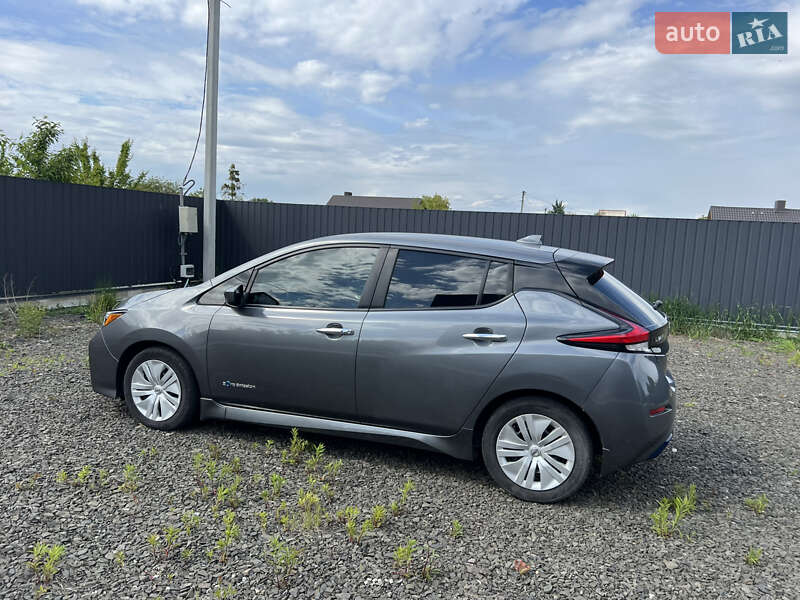 Хэтчбек Nissan Leaf 2019 в Луцке
