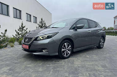Хэтчбек Nissan Leaf 2021 в 
