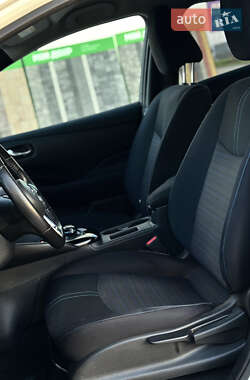 Хетчбек Nissan Leaf 2020 в 