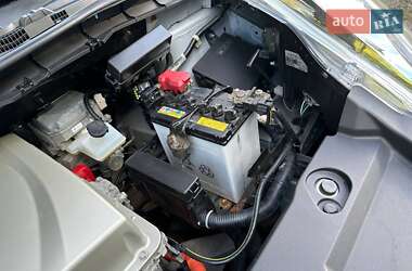 Хэтчбек Nissan Leaf 2014 в 