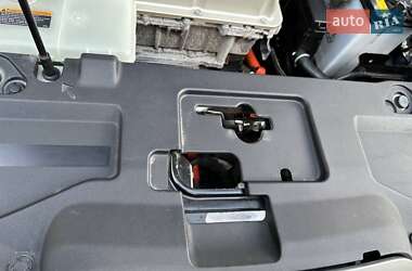 Хэтчбек Nissan Leaf 2014 в 