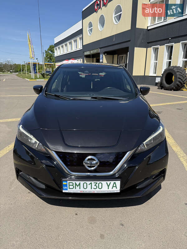 Хетчбек Nissan Leaf 2018 в 