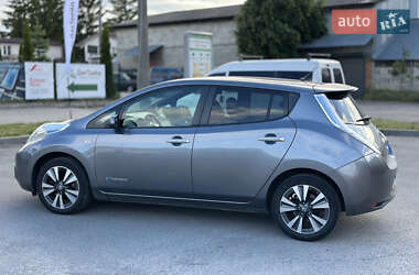 Хэтчбек Nissan Leaf 2014 в 