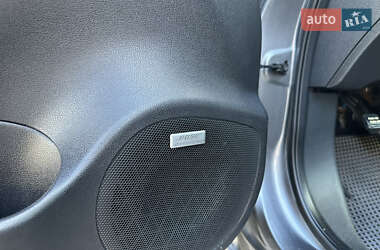 Хэтчбек Nissan Leaf 2014 в 
