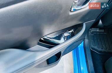 Хетчбек Nissan Leaf 2021 в 