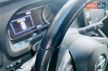 Хетчбек Nissan Leaf 2021 в 