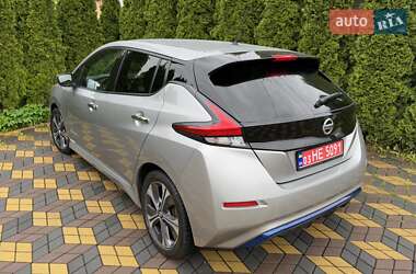 Хэтчбек Nissan Leaf 2020 в 