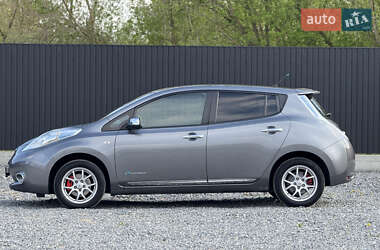 Хэтчбек Nissan Leaf 2014 в 