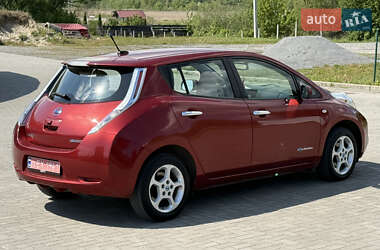 Хетчбек Nissan Leaf 2011 в 