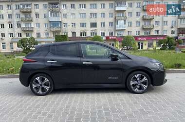 Хетчбек Nissan Leaf 2018 в 
