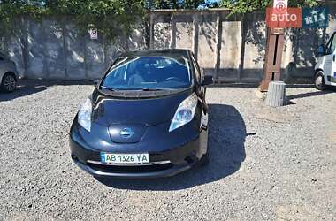 Хэтчбек Nissan Leaf 2014 в 