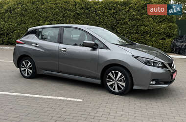 Хетчбек Nissan Leaf 2021 в 