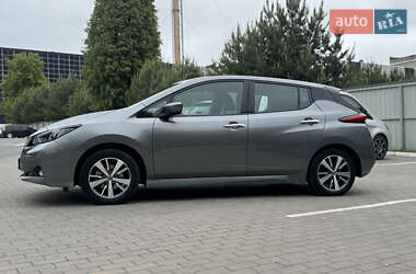 Хетчбек Nissan Leaf 2021 в 