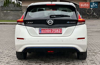 Хетчбек Nissan Leaf 2020 в 
