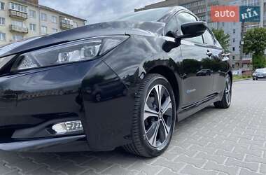 Хетчбек Nissan Leaf 2018 в 