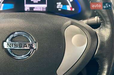 Хетчбек Nissan Leaf 2013 в 