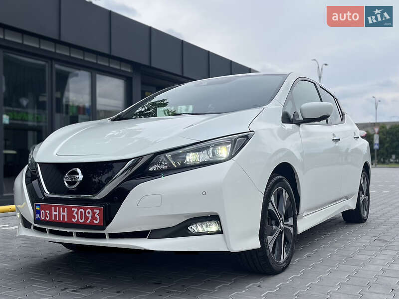 Хэтчбек Nissan Leaf 2020 в Владимире