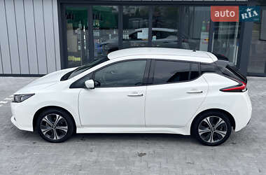 Хетчбек Nissan Leaf 2020 в 