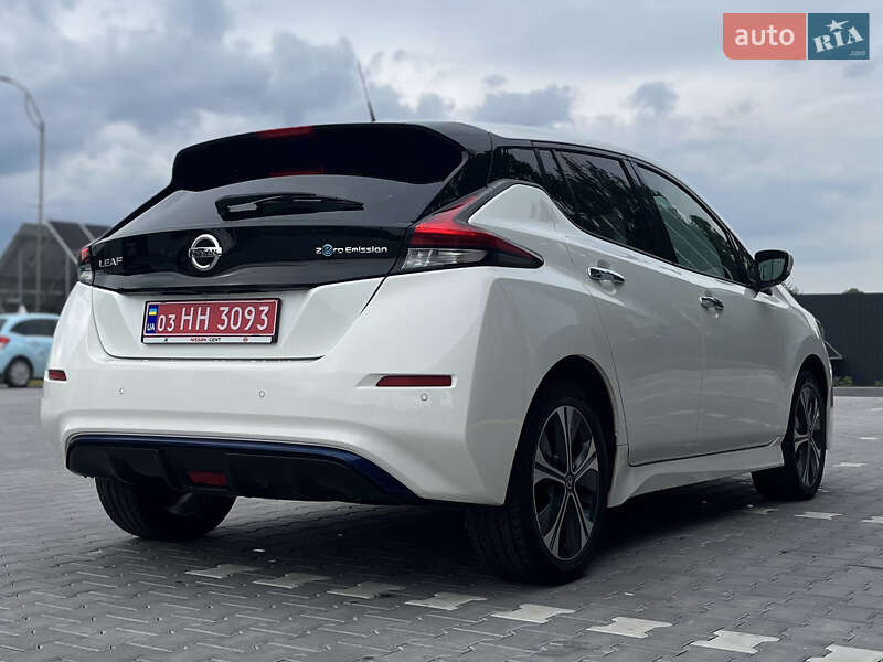 Хэтчбек Nissan Leaf 2020 в Владимире